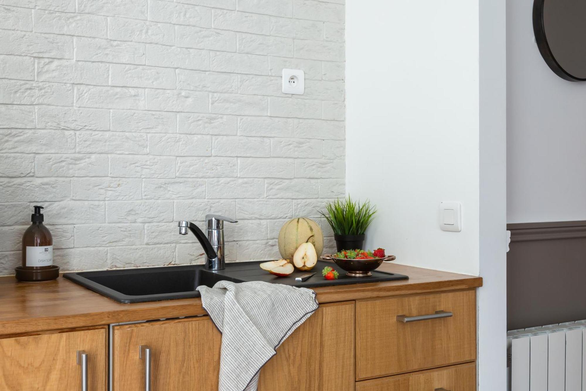 Artisan Lofts Courtyard Opera Apartment Париж Екстериор снимка